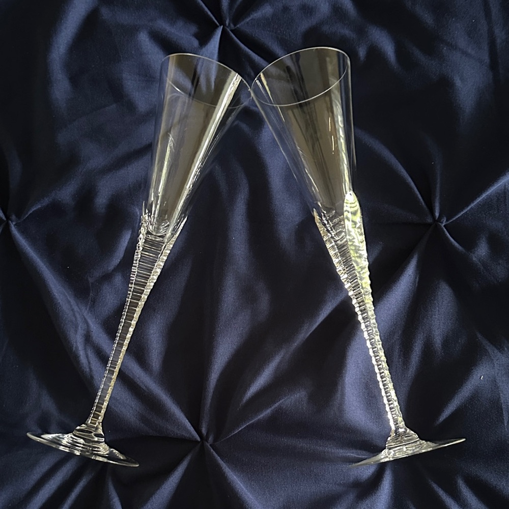 MIKASA CRYSTAL long stem champagne flutes
